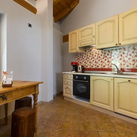 Casa Monica Ledro Attico Апартаменти